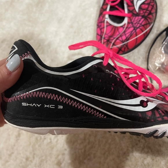 Saucony Track Running spikes with spikes and extra shoelaces used once! - Picture 6 of 9